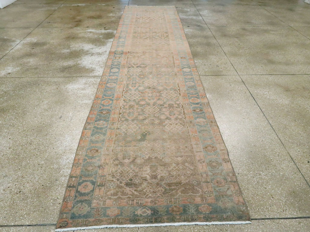 Vintage Persian Malayer Runner, No.28724 - Galerie Shabab