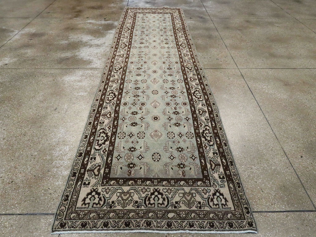Vintage Persian Malayer Runner, No.28725 - Galerie Shabab