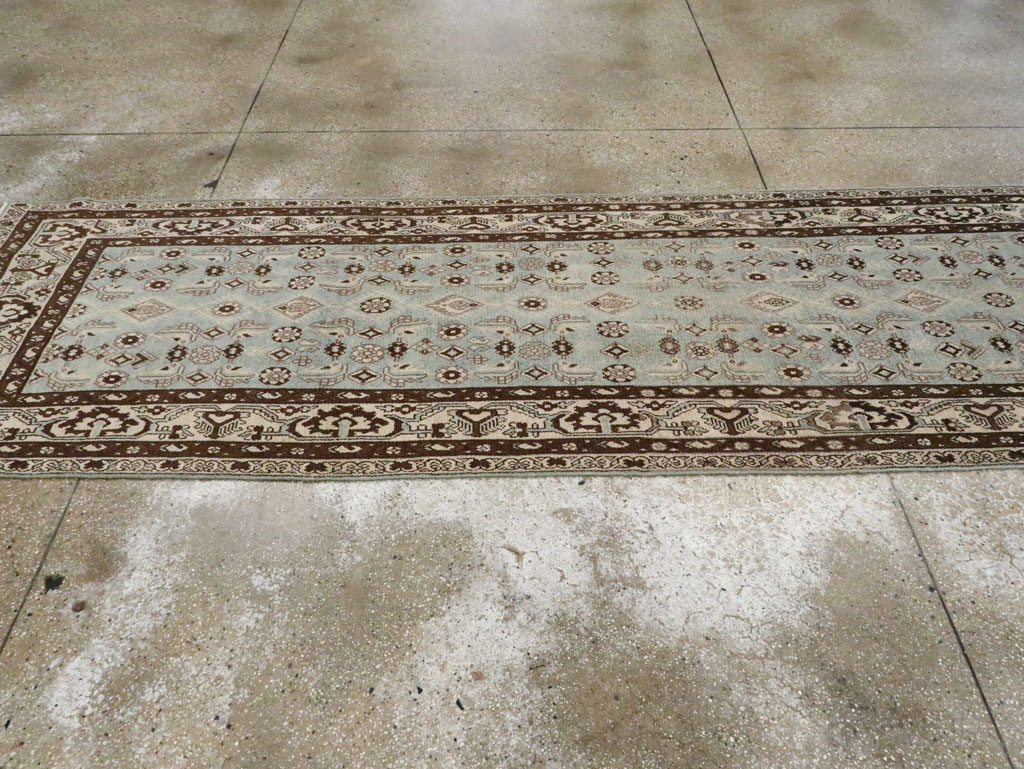 Vintage Persian Malayer Runner, No.28725 - Galerie Shabab