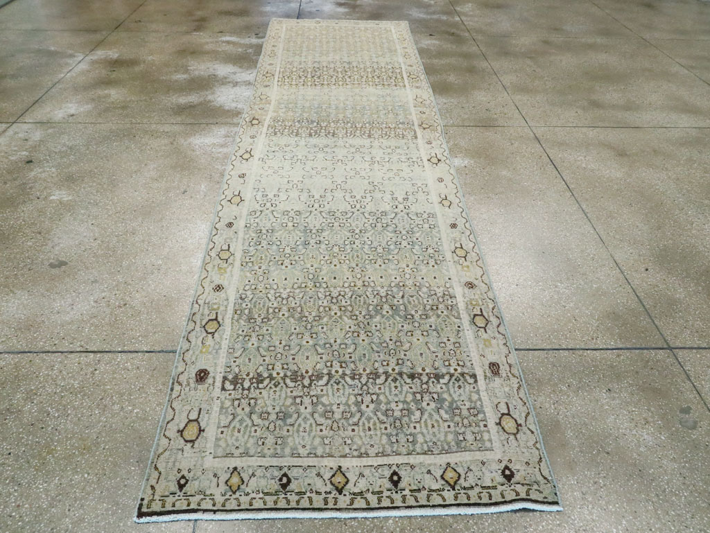 Vintage Persian Senneh Malayer Runner, No.28729 - Galerie Shabab