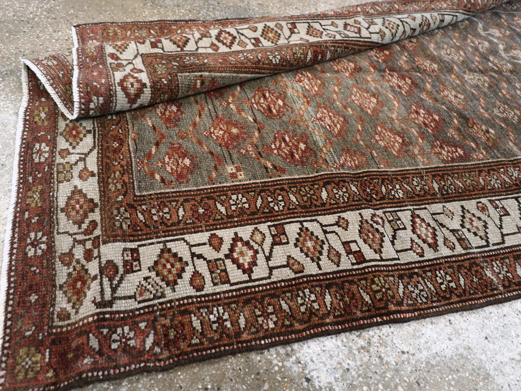 Antique Persian Malayer Long Gallery Carpet, No.28734 - Galerie Shabab