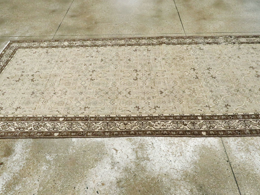 Vintage Persian Malayer Gallery Carpet, No.28737 - Galerie Shabab