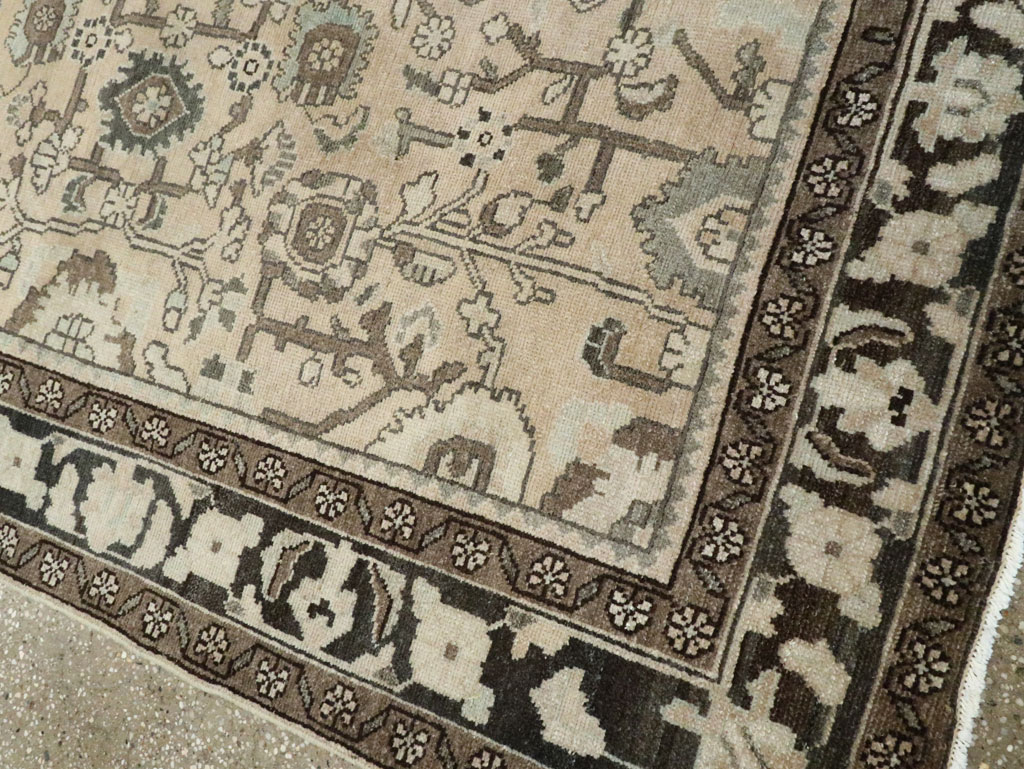 Vintage Persian Malayer Gallery Carpet, No.28740 - Galerie Shabab