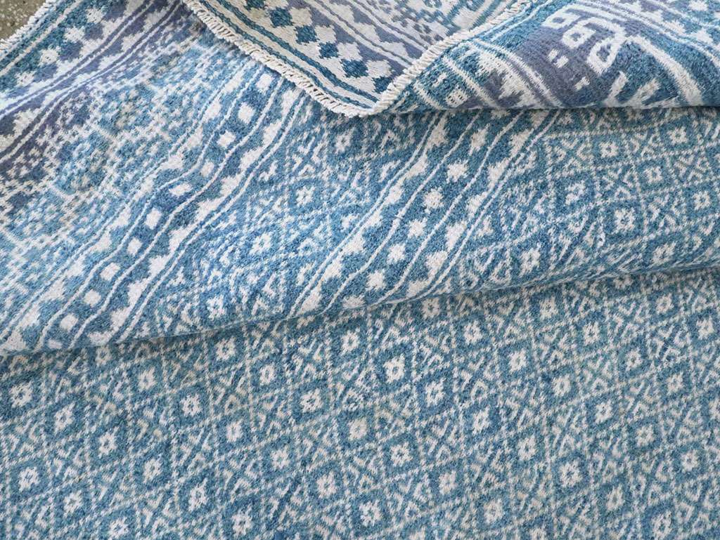 Vintage Persian Flatweave Room Size Carpet, No.28744 - Galerie Shabab