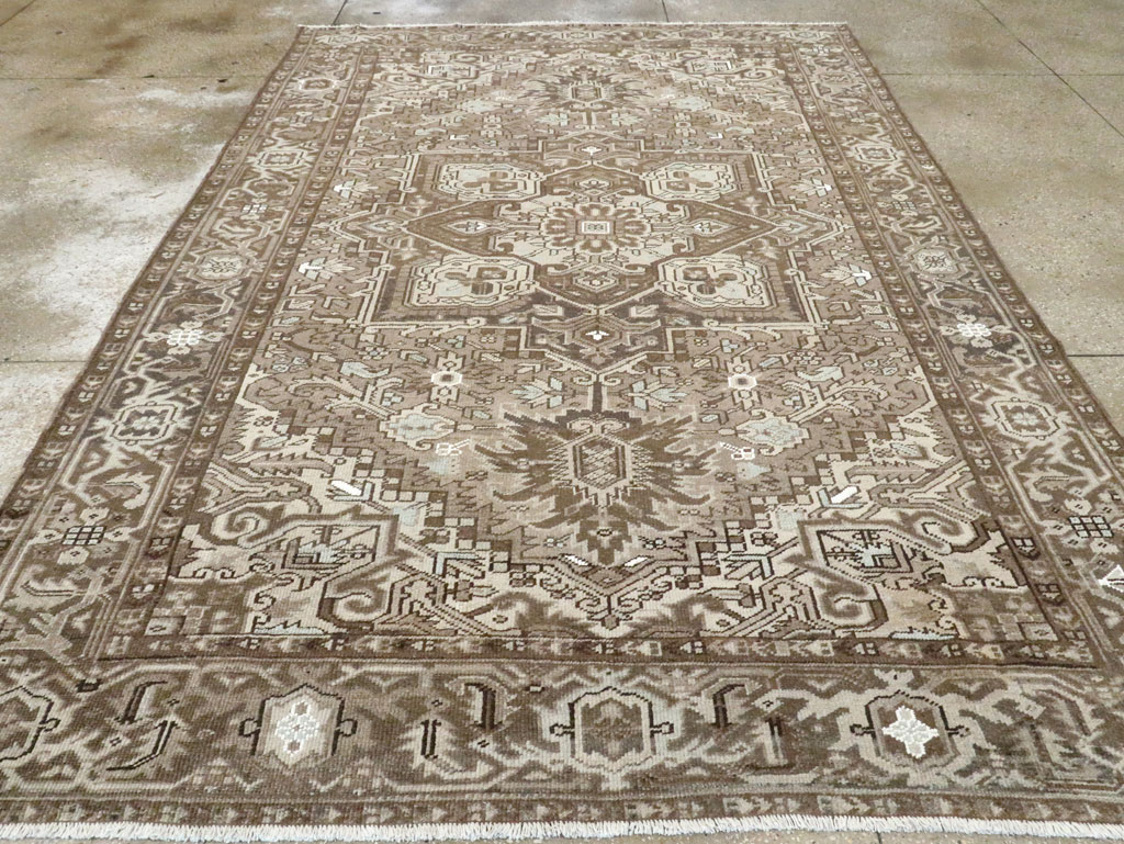 Vintage Persian Heriz Carpet, No.28750 - Galerie Shabab