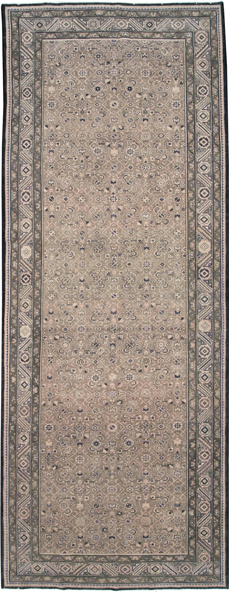 Vintage Persian Malayer Wide Gallery Runner, No.28770 - Galerie Shabab