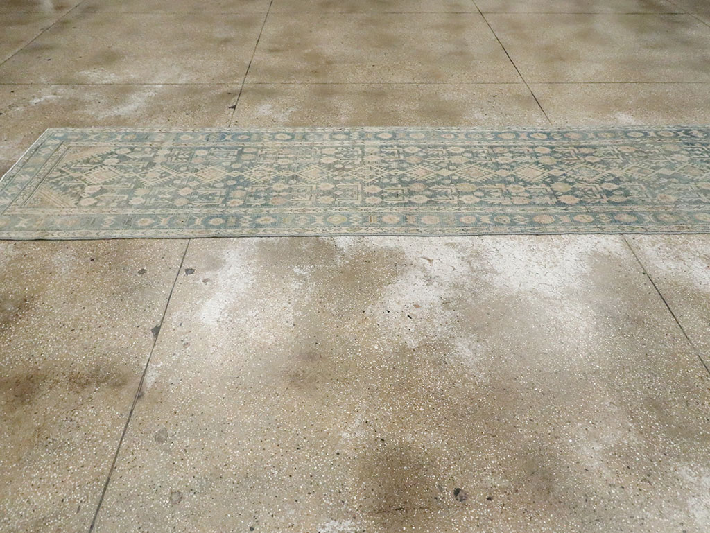 Vintage Persian Malayer Runner, No.28778 - Galerie Shabab