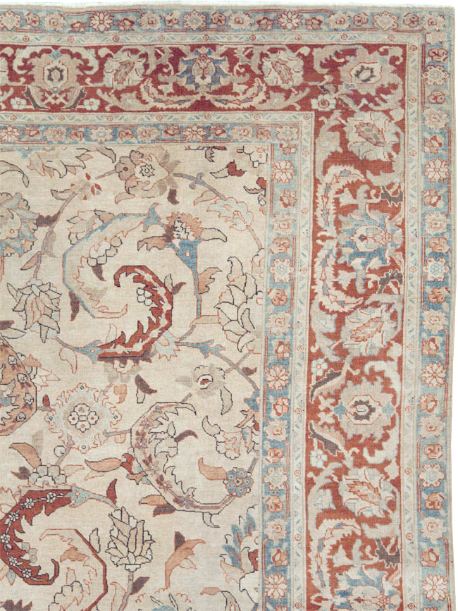 Antique Persian Tabriz Room Size Carpet, No.28783 - Galerie Shabab