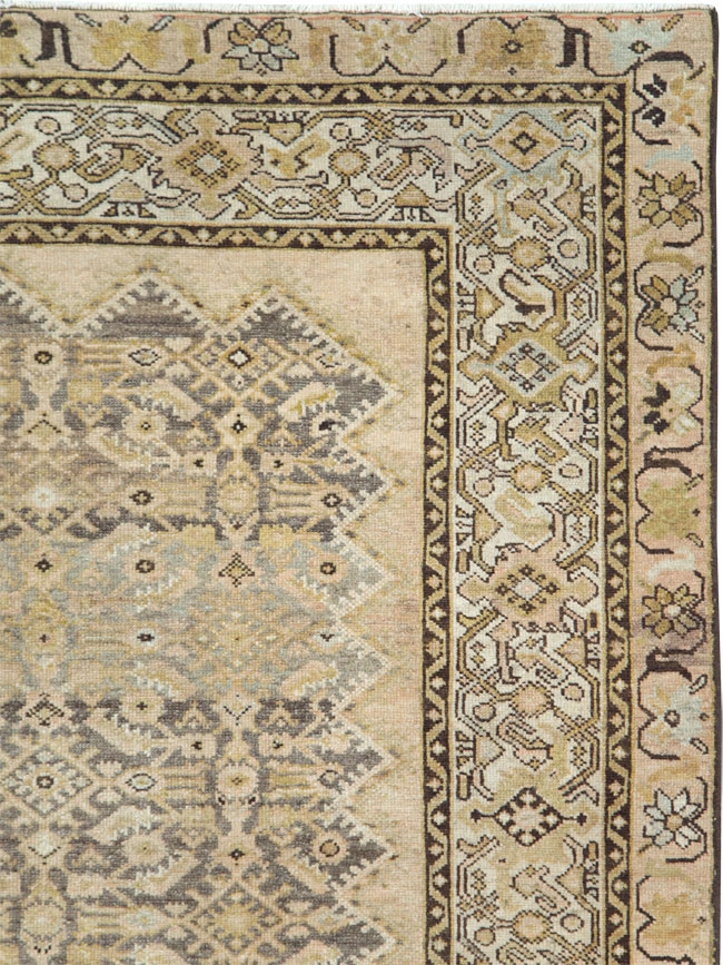 Antique Persian Malayer Gallery Carpet, No.28795 - Galerie Shabab