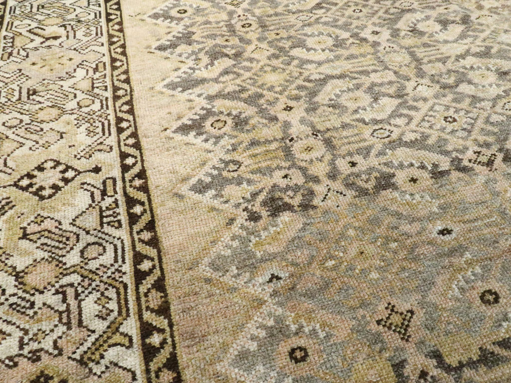 Antique Persian Malayer Gallery Carpet, No.28795 - Galerie Shabab