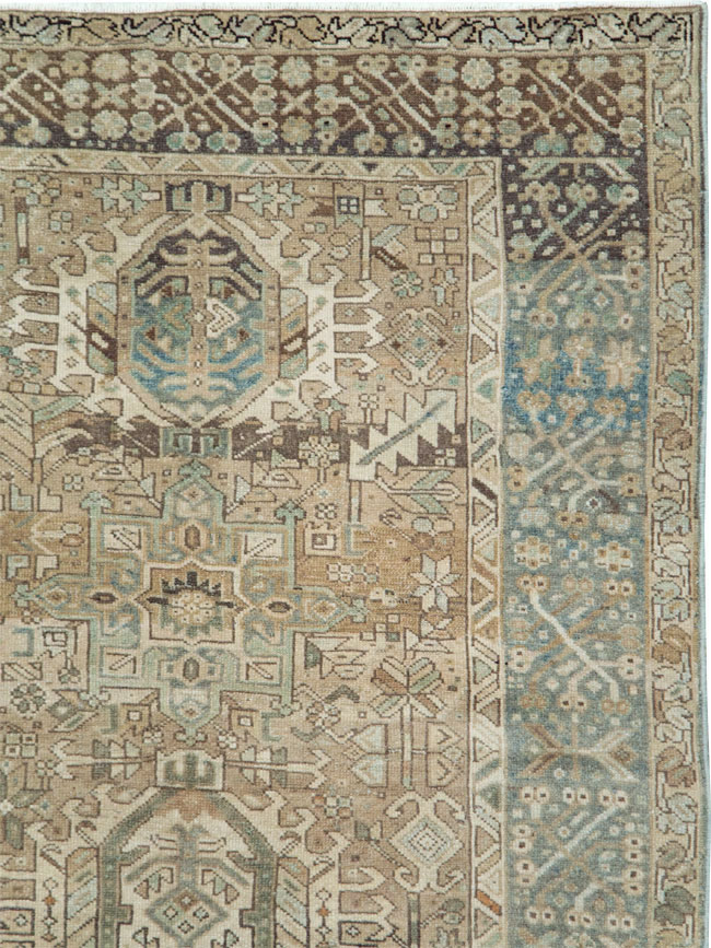 Vintage Persian Karajeh Room Size Carpet, No.28797 - Galerie Shabab