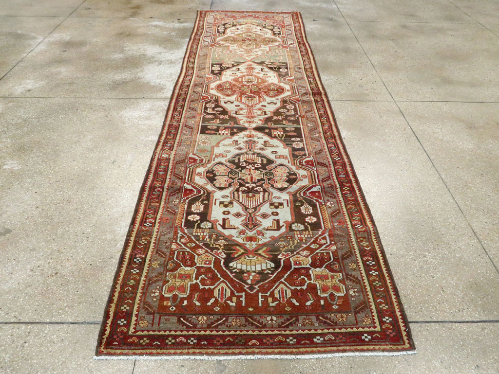 Antique Persian Malayer Runner, No.28805 - Galerie Shabab
