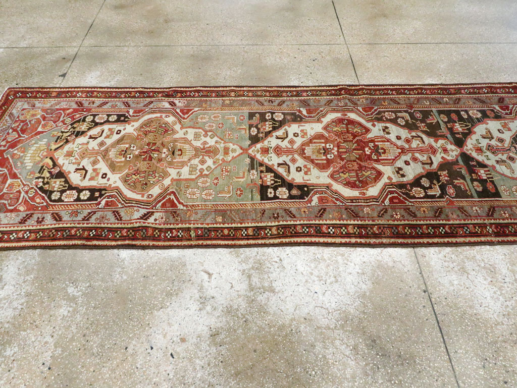 Antique Persian Malayer Runner, No.28805 - Galerie Shabab