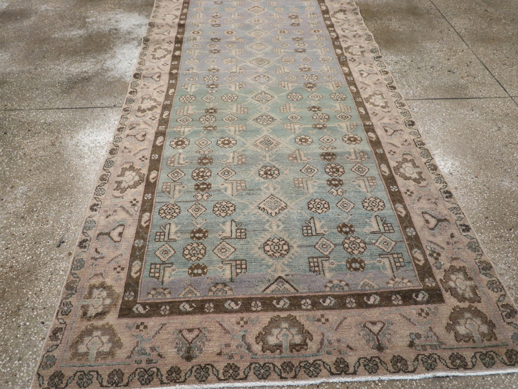 Vintage Persian Malayer Gallery Rug, No.28815 - Galerie Shabab