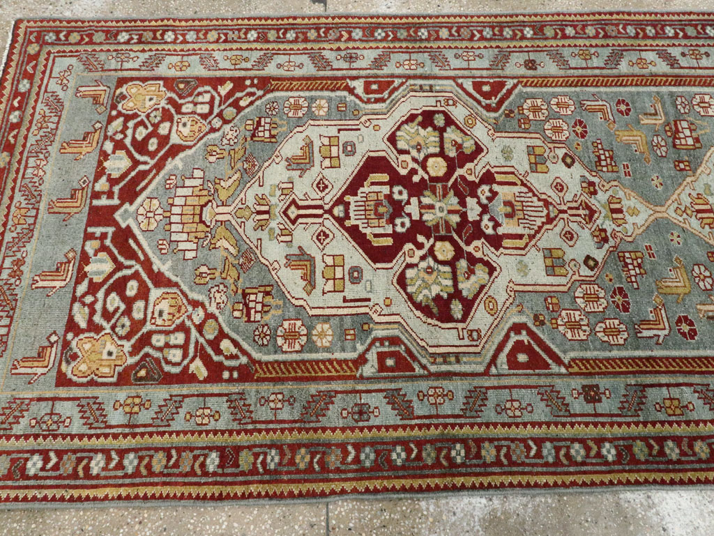 Vintage Persian Malayer Runner, No.28827 - Galerie Shabab