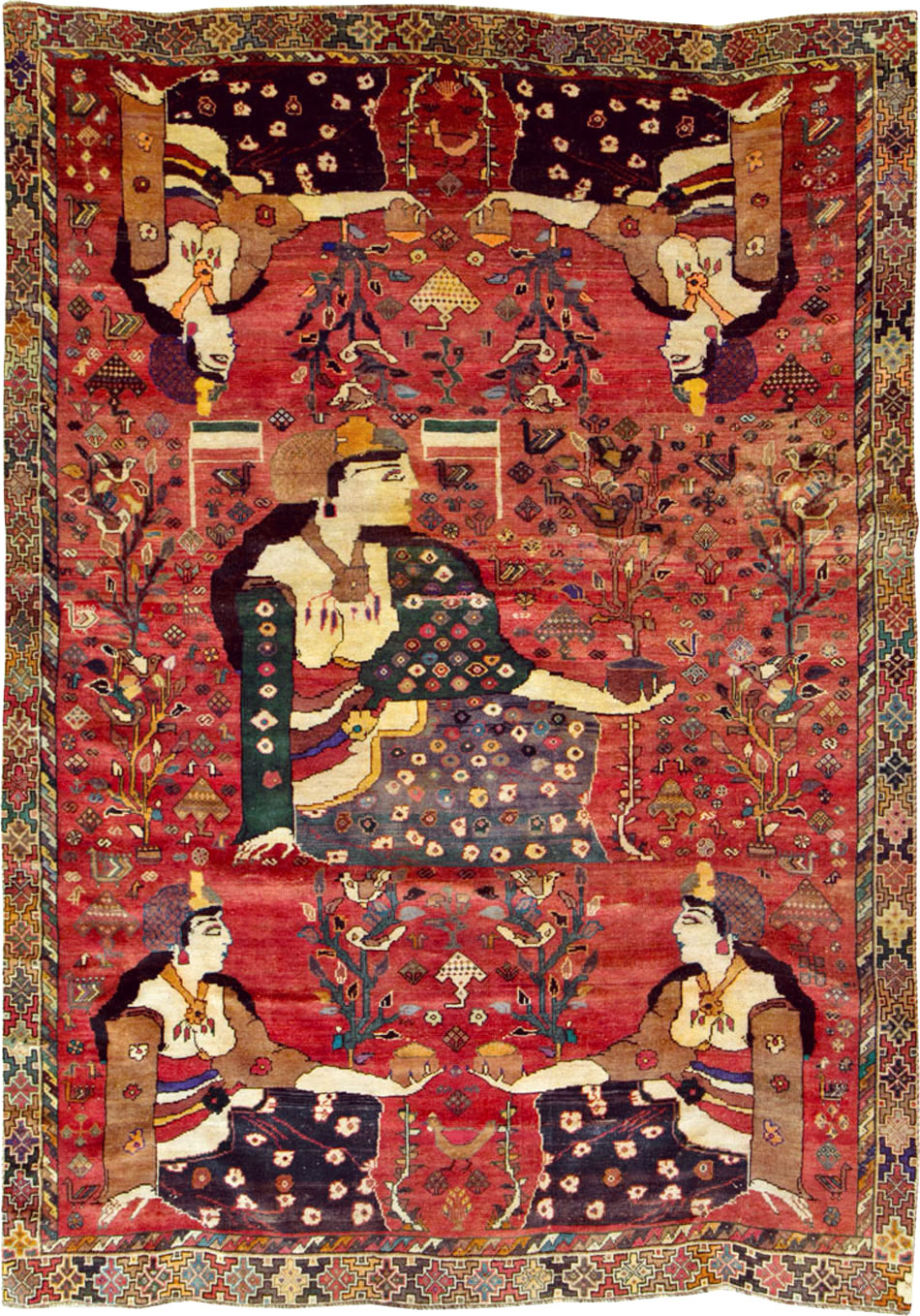 Vintage Persian Shiraz Pictorial Accent Carpet, No.28873 - Galerie Shabab