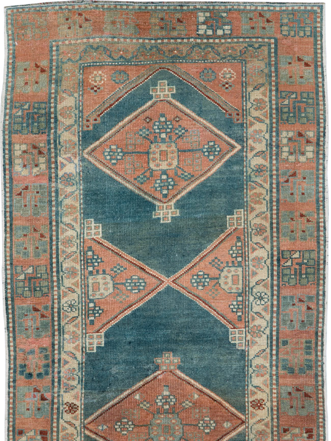 Antique Persian Northwest Rug, No.28876 - Galerie Shabab