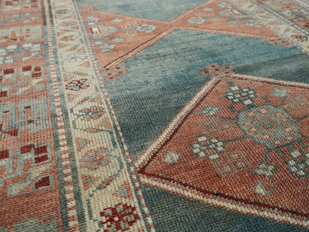 Antique Persian Northwest Rug, No.28876 - Galerie Shabab