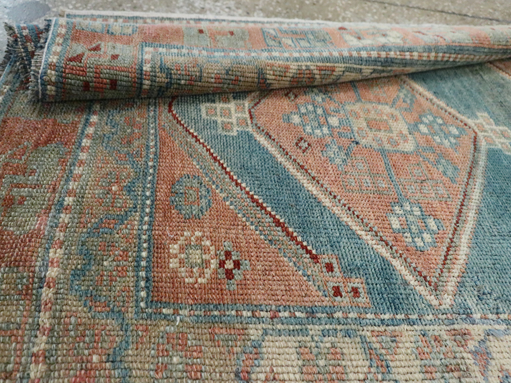 Antique Persian Northwest Rug, No.28876 - Galerie Shabab