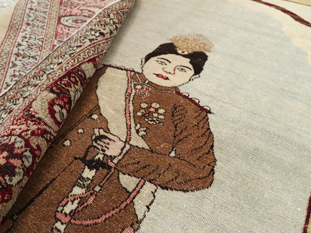 Antique Persian Tabriz Rug, No.28877 - Galerie Shabab