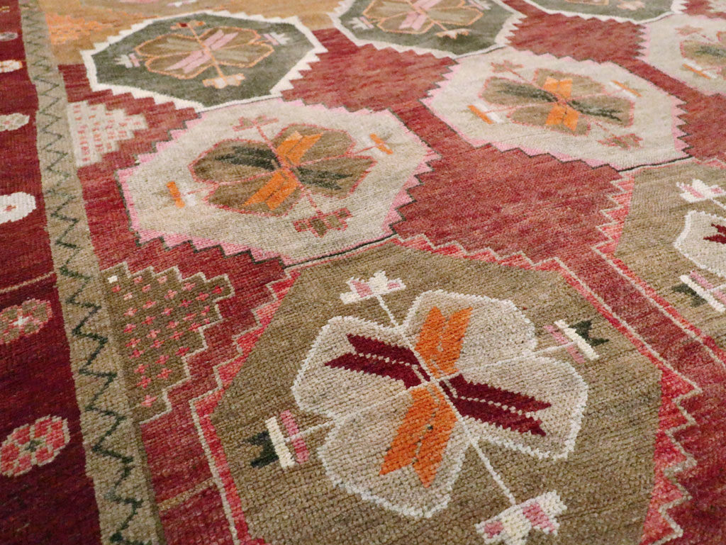 Vintage Turkish Anatolian Large Gallery Carpet, No.28879 - Galerie Shabab