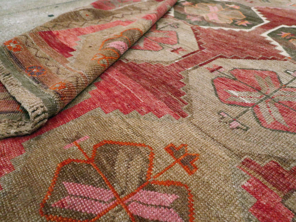 Vintage Turkish Anatolian Large Gallery Carpet, No.28879 - Galerie Shabab
