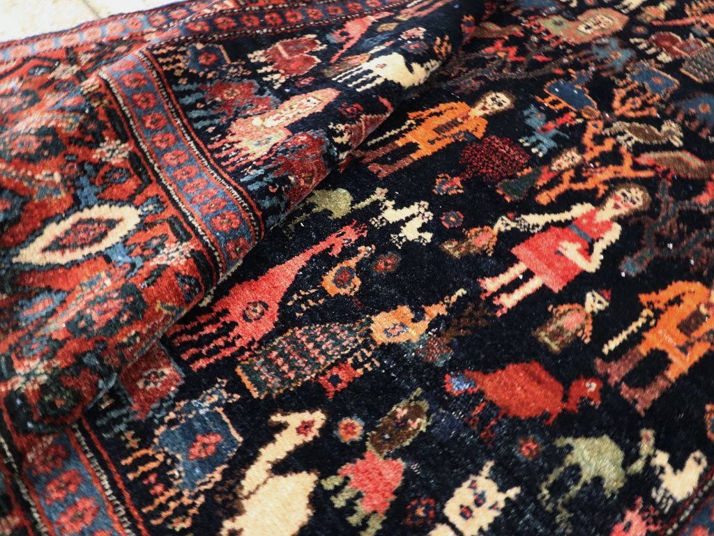 Antique Persian Senneh Malayer Pictorial Rug, No.28880 - Galerie Shabab