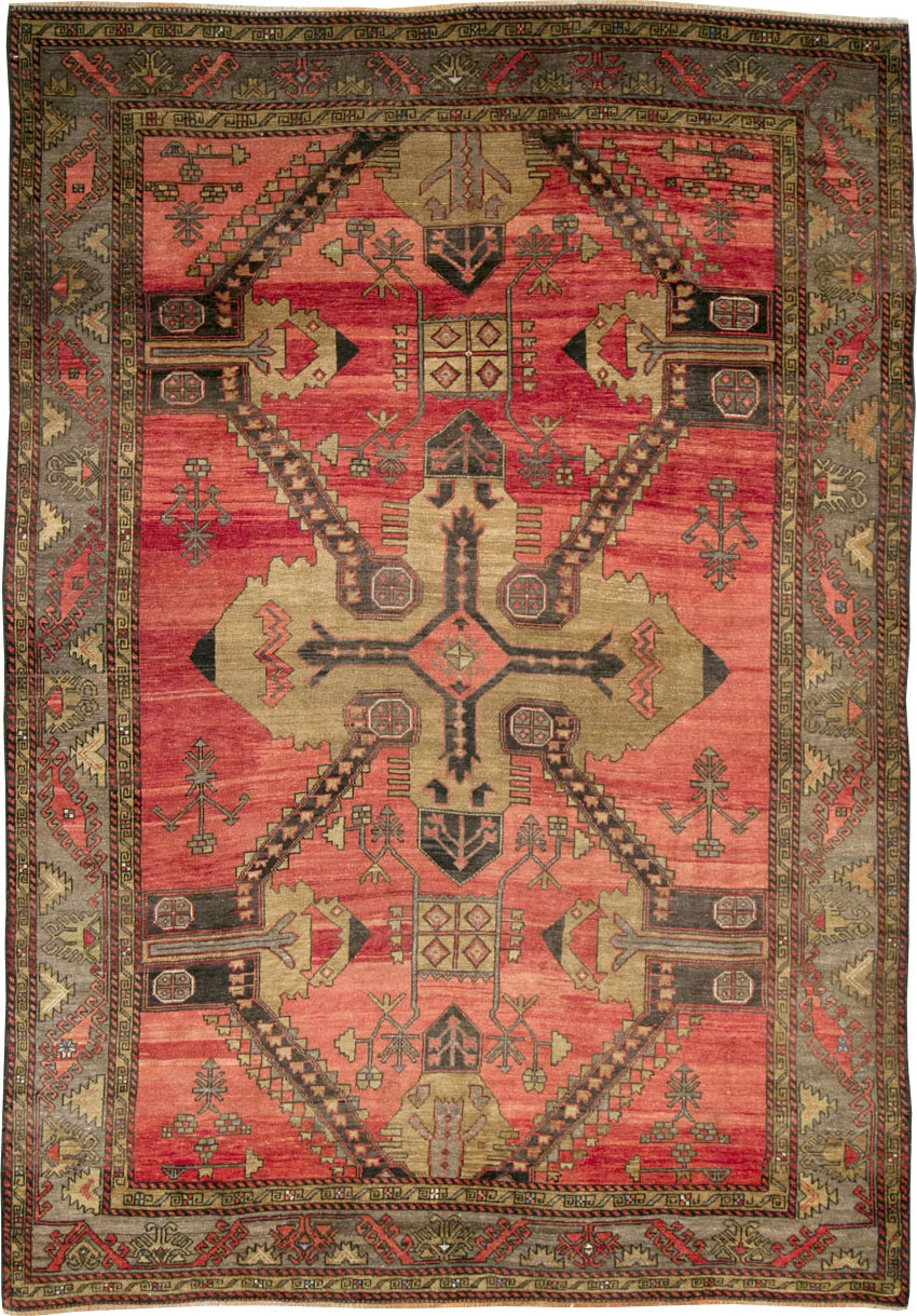 Vintage Turkish Anatolian Accent Rug, No.28886 - Galerie Shabab