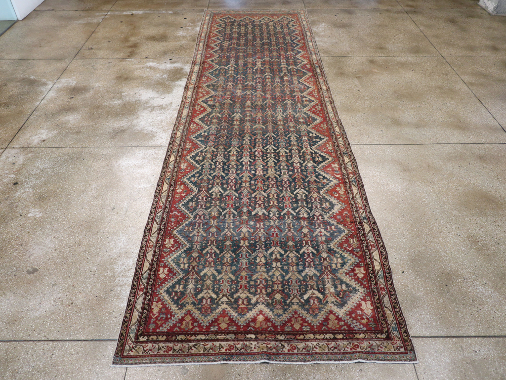 Antique Persian Malayer Wide Gallery Runner, No.28888 - Galerie Shabab