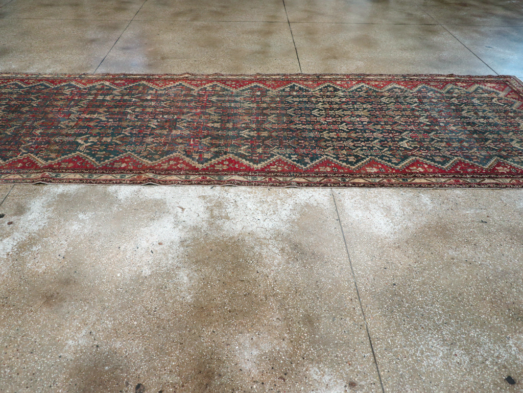 Antique Persian Malayer Wide Gallery Runner, No.28888 - Galerie Shabab