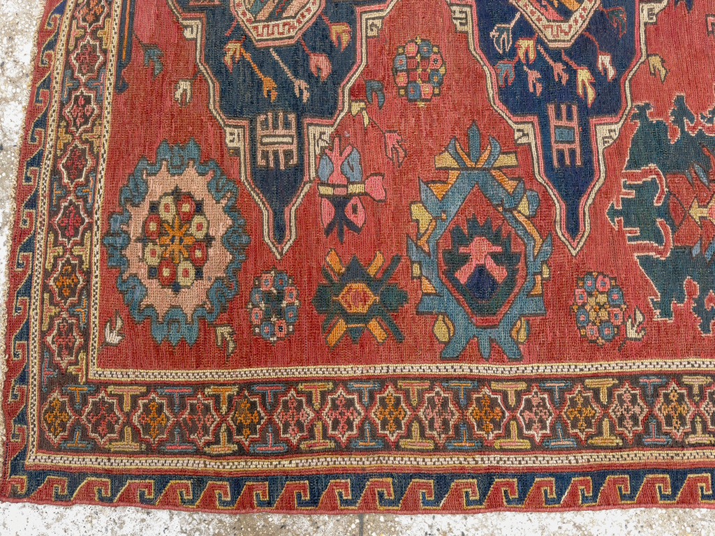 Antique Russian Soumak Square Throw Rug, No.28893 - Galerie Shabab