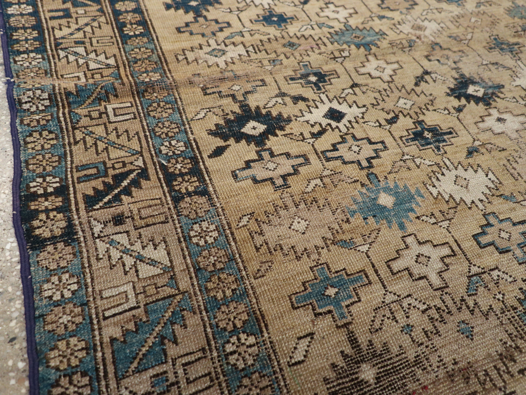 Distressed Antique Caucasian Shirvan Square Accent Rug, No.28894 - Galerie Shabab