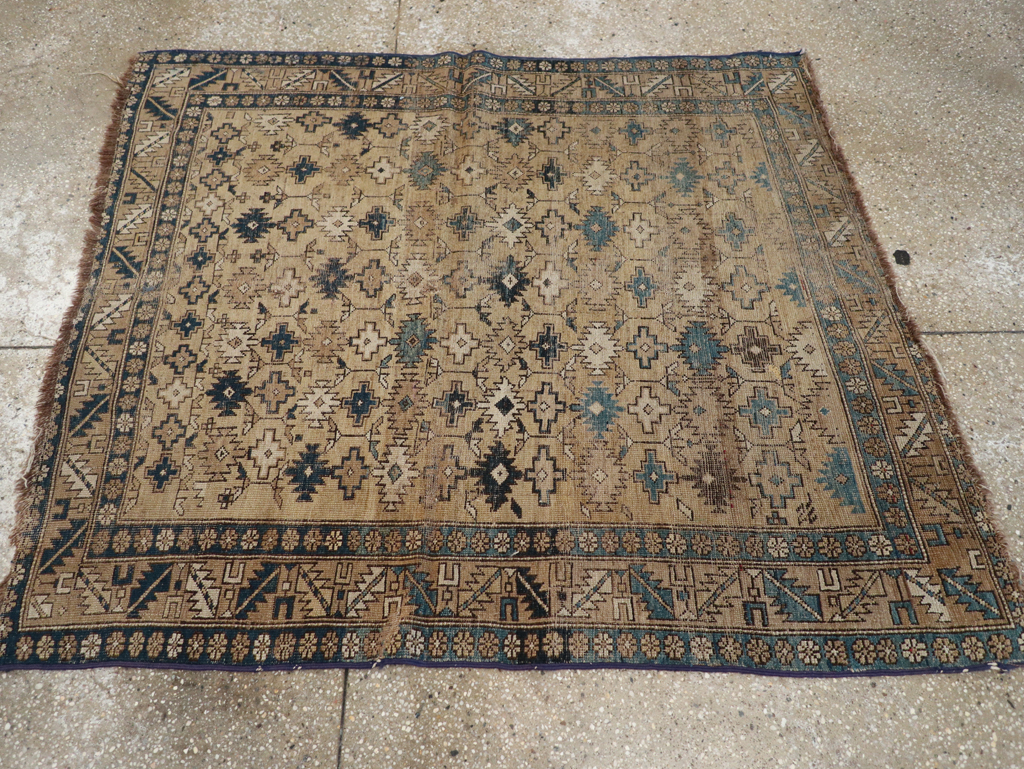 Distressed Antique Caucasian Shirvan Square Accent Rug, No.28894 - Galerie Shabab