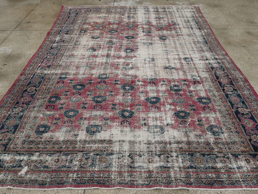 Distressed Vintage Persian Malayer Room Size Carpet, No.28896 - Galerie Shabab