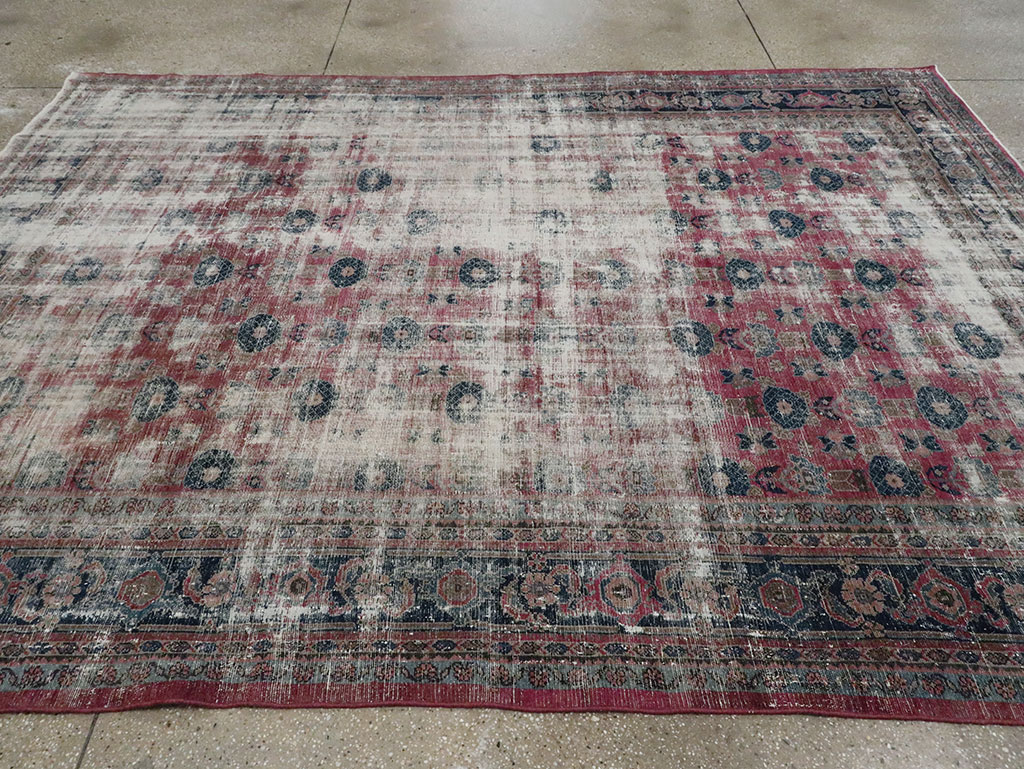 Distressed Vintage Persian Malayer Room Size Carpet, No.28896 - Galerie Shabab