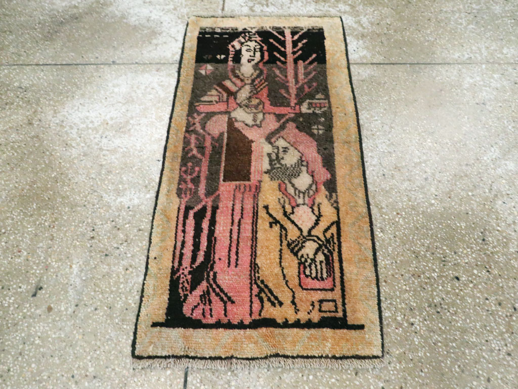 Vintage Turkish Pictorial Anatolian Throw Rug, No.28909 - Galerie Shabab