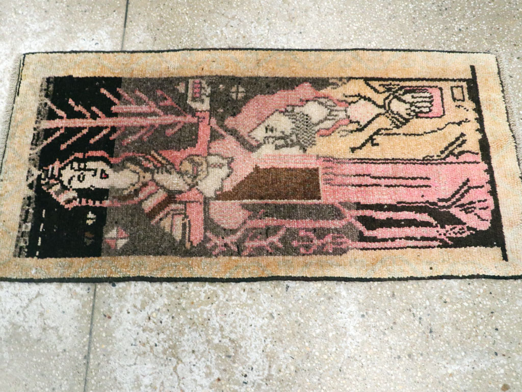 Vintage Turkish Pictorial Anatolian Throw Rug, No.28909 - Galerie Shabab