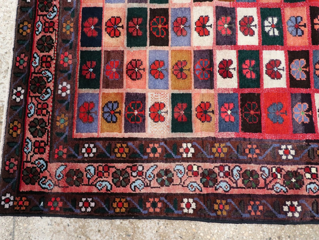Vintage Persian Mahal Rug, No.28913 - Galerie Shabab