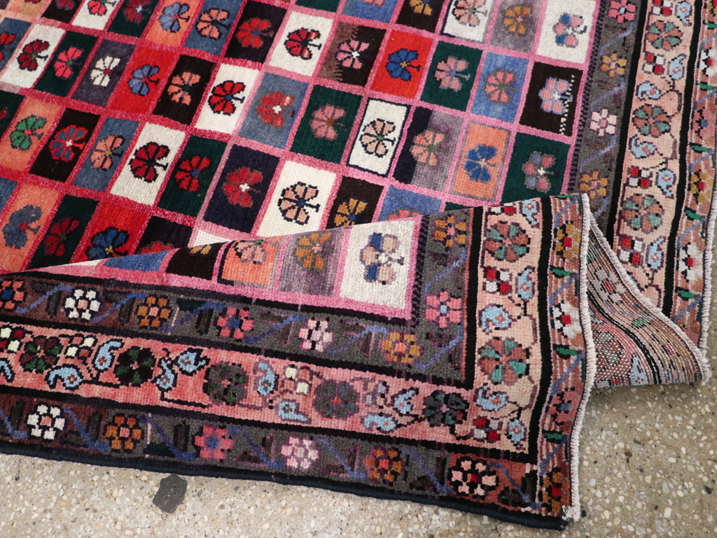 Vintage Persian Mahal Rug, No.28913 - Galerie Shabab