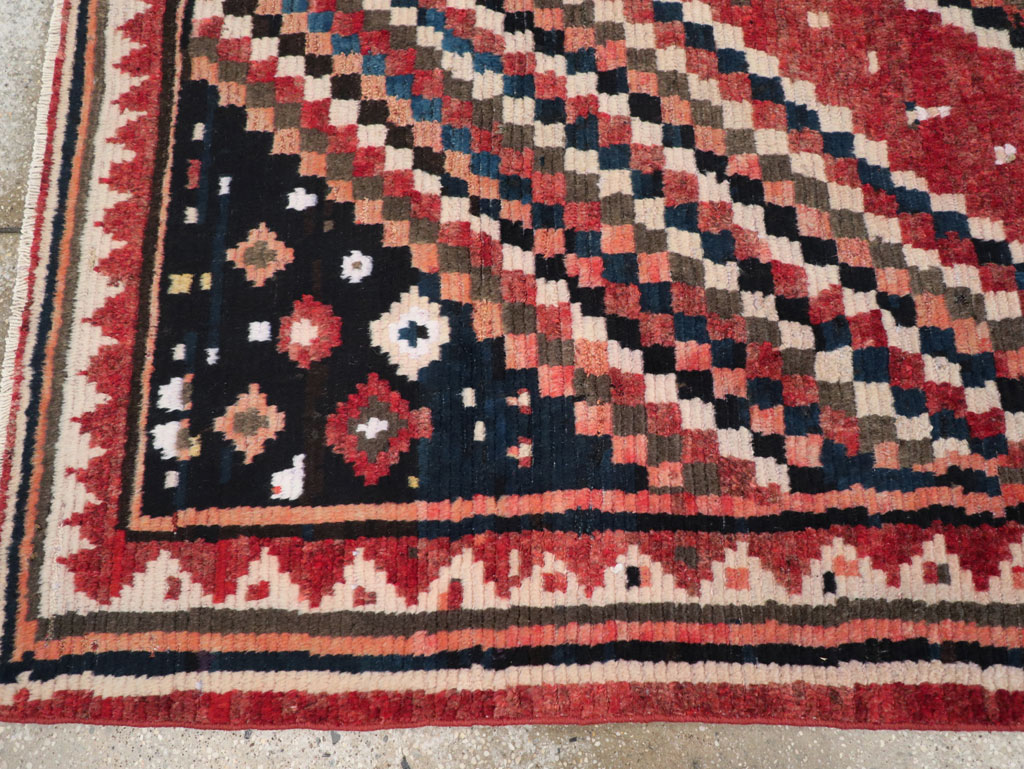 Vintage Persian Gabbeh Tribal Accent Rug, No.28915 - Galerie Shabab