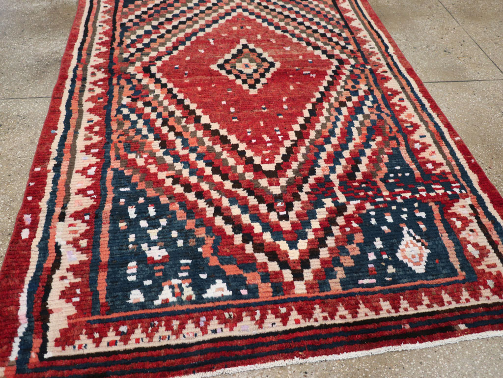 Vintage Persian Gabbeh Tribal Accent Rug, No.28915 - Galerie Shabab