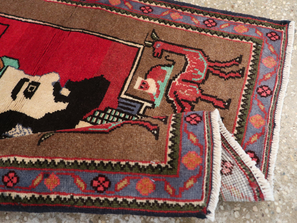 Vintage Persian Mahal Pictorial Rug, No.28916 - Galerie Shabab