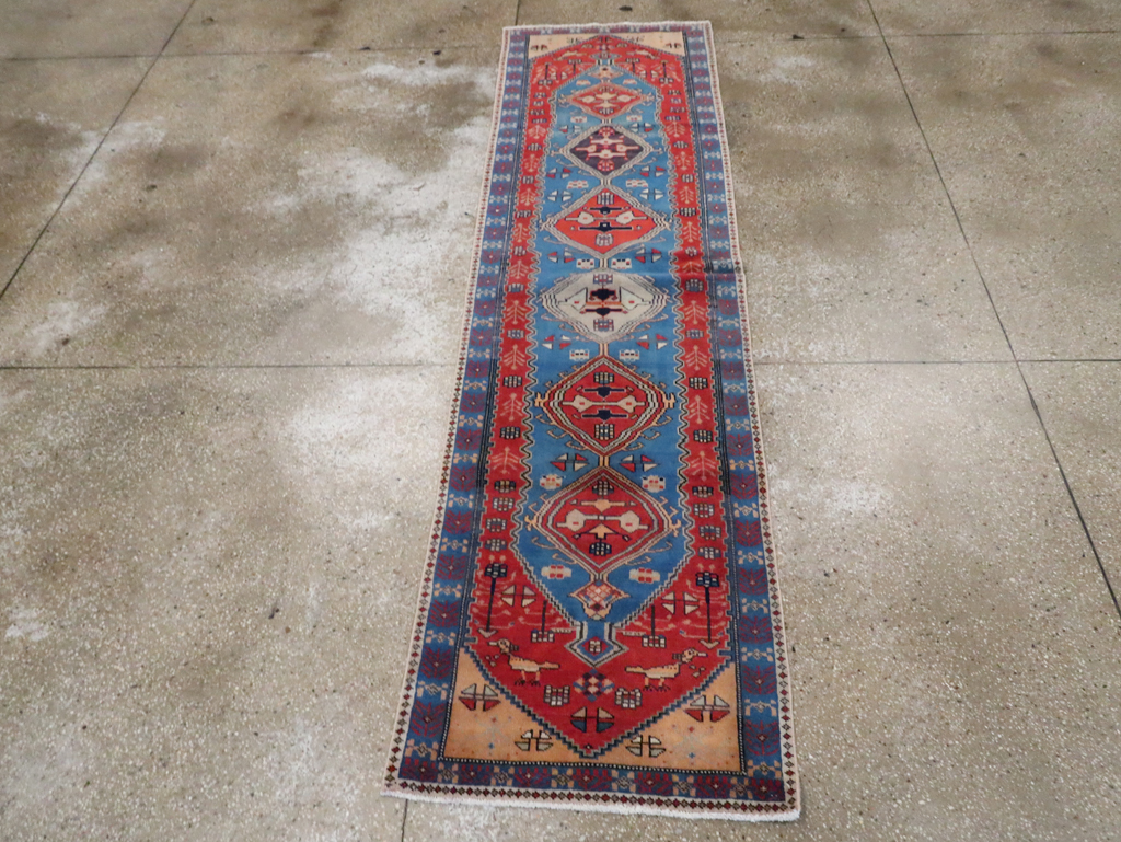Vintage Persian Mahal Runner, No.28917 - Galerie Shabab