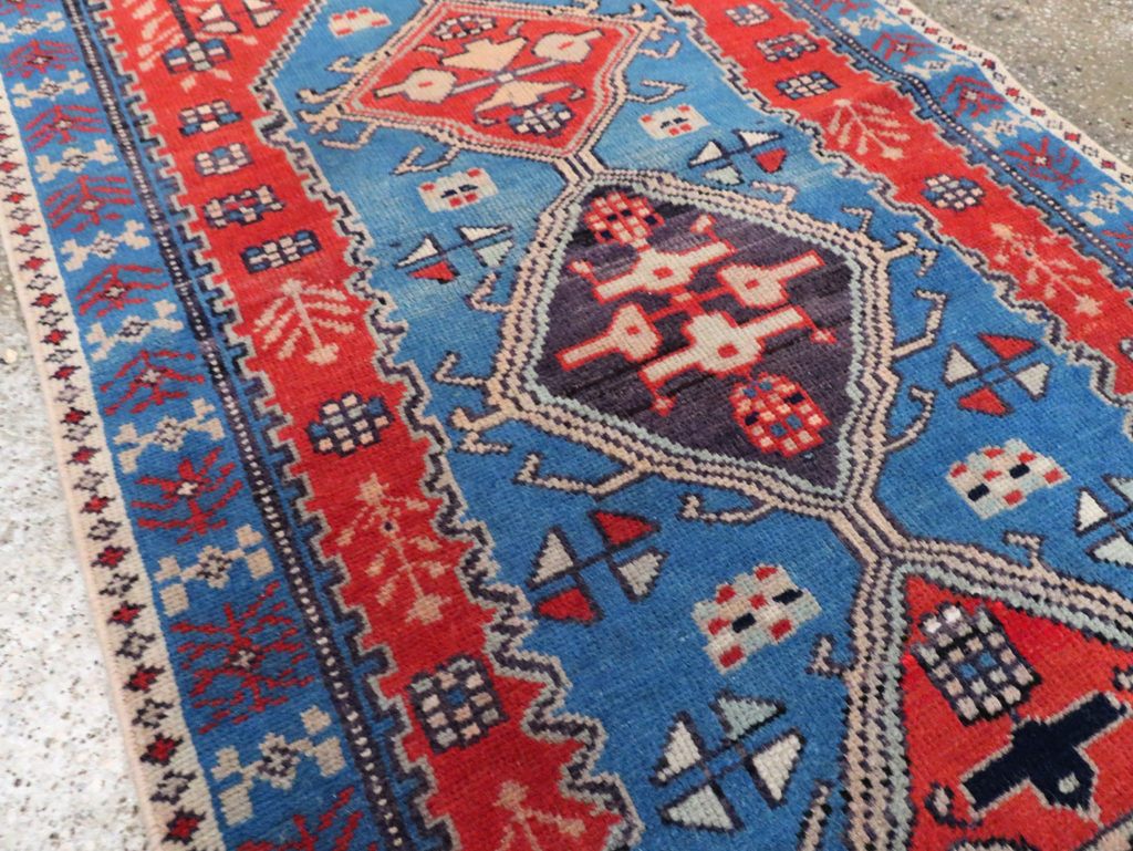 Vintage Persian Mahal Runner, No.28917 - Galerie Shabab