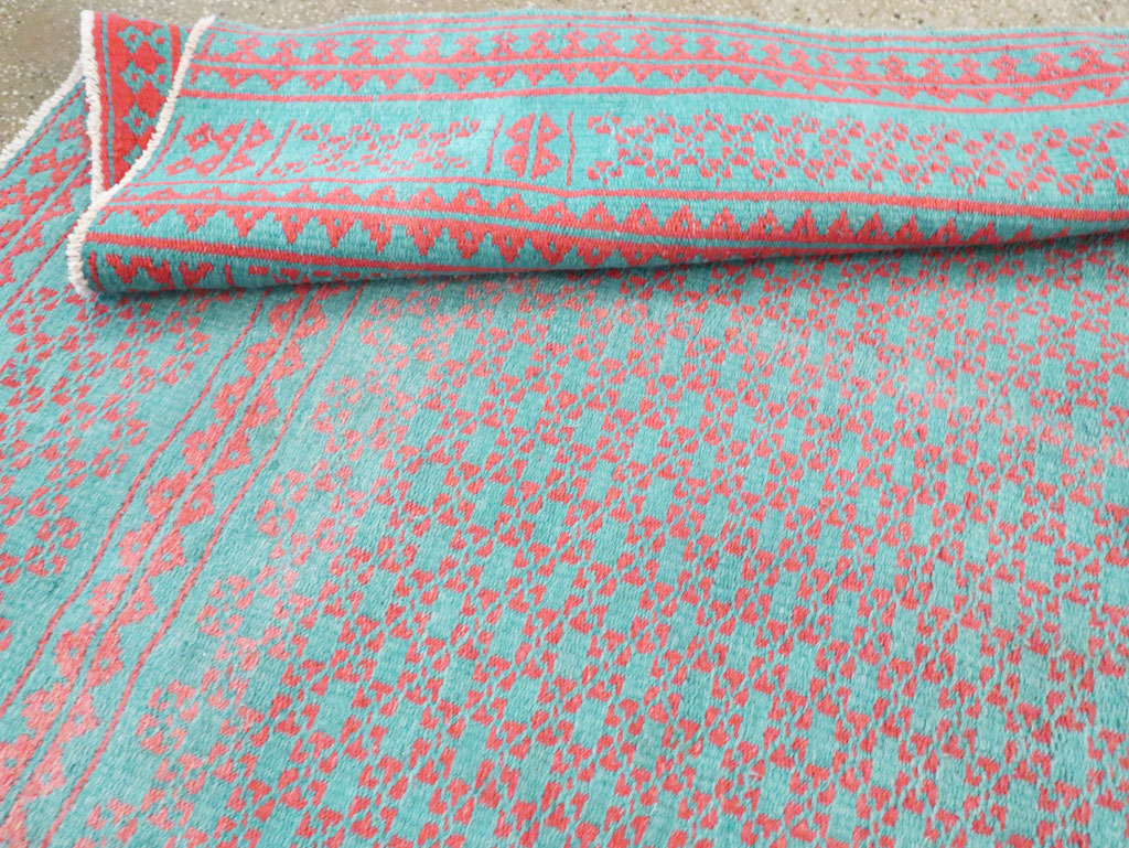 Vintage Persian Reversible Flatweave Kilim Accent Rug, No.28926 - Galerie Shabab