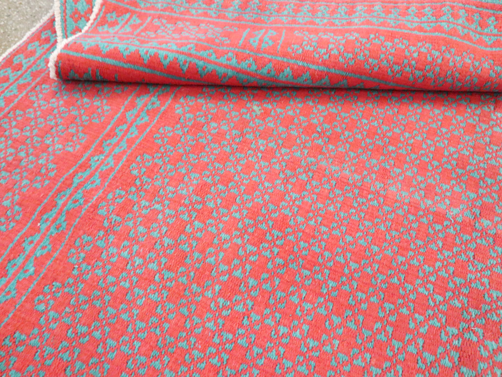 Vintage Persian Reversible Flatweave Kilim Accent Rug, No.28926 - Galerie Shabab