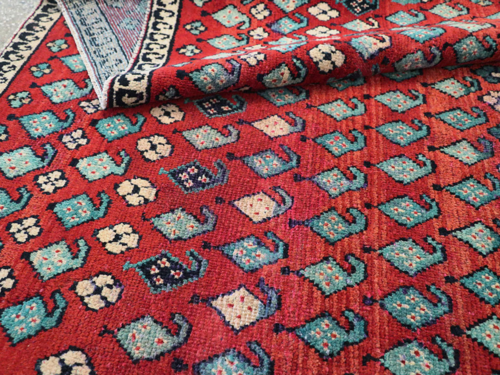 Vintage Persian Hamadan Pictorial Accent Carpet, No.28930 - Galerie Shabab