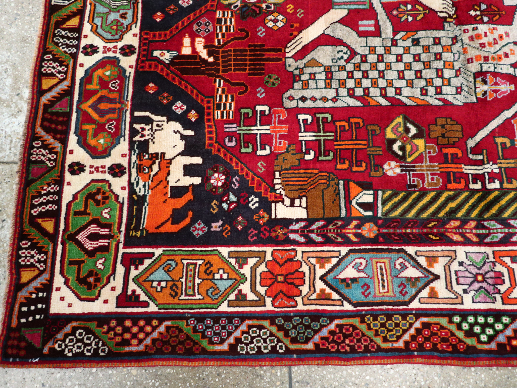 Vintage Persian Shiraz Pictorial Rug, No.28932 - Galerie Shabab