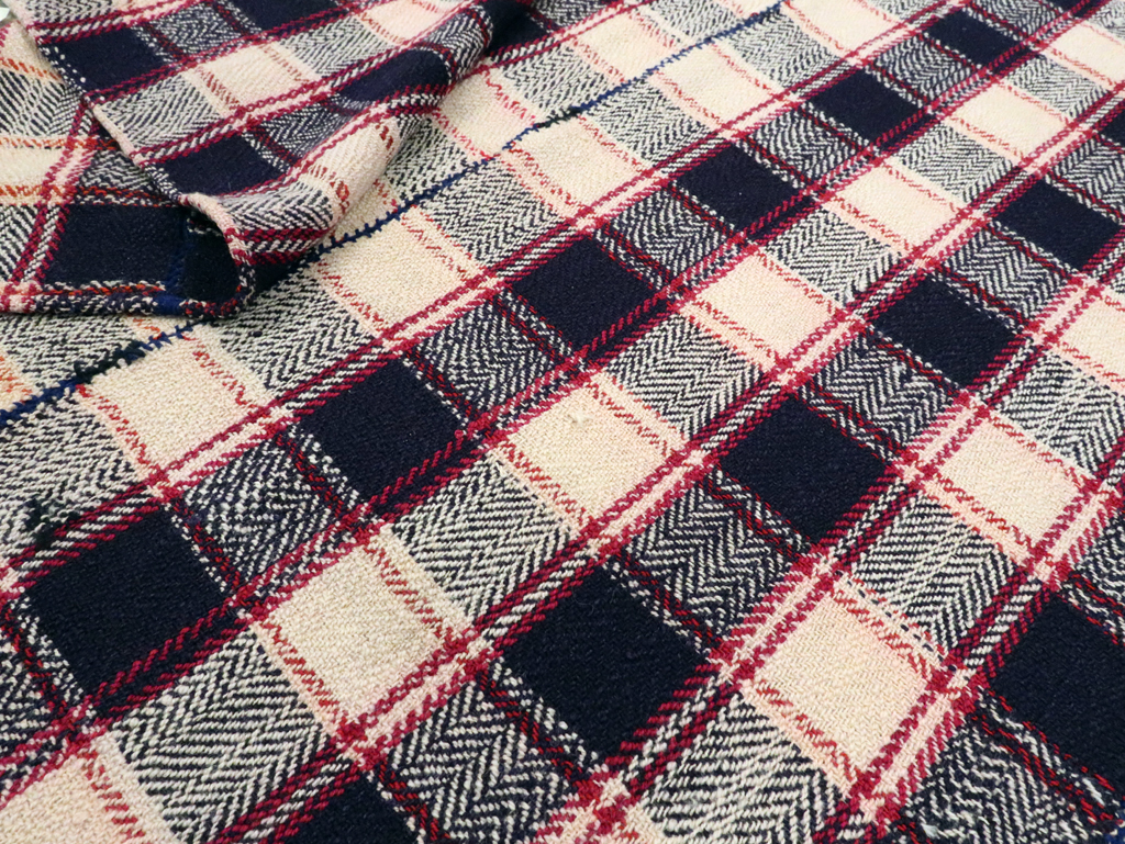 Vintage Persian Textile, No.28939 - Galerie Shabab