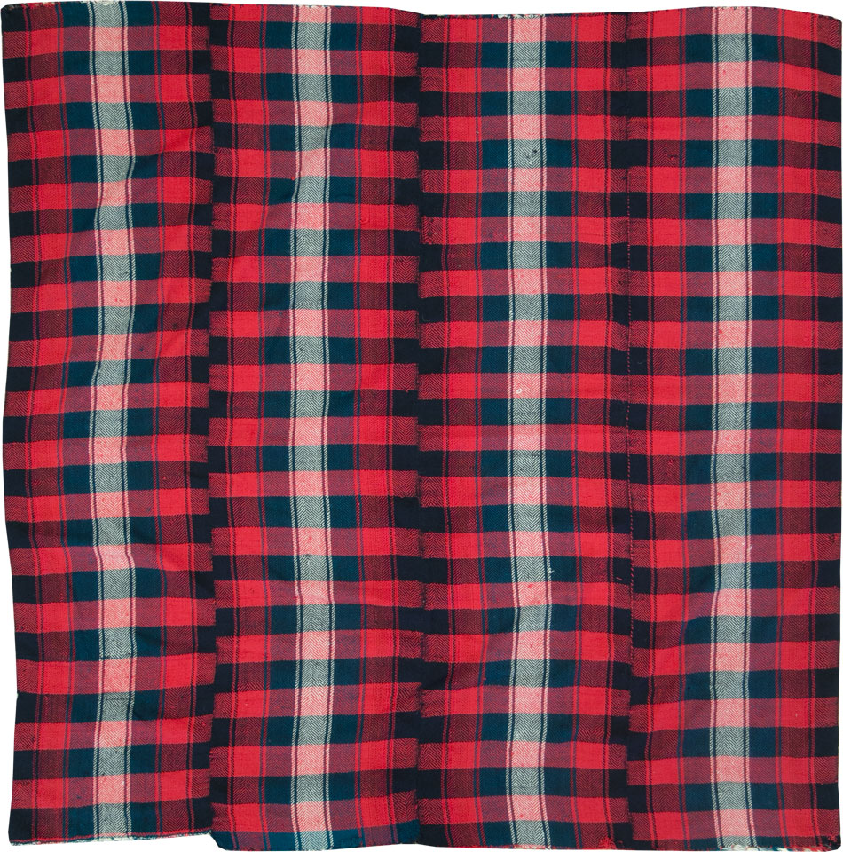 Vintage Persian Square Textile, No.28944 - Galerie Shabab